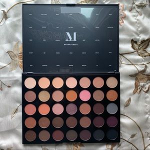 Morphe 35W Eyeshadow Palette Barely Used